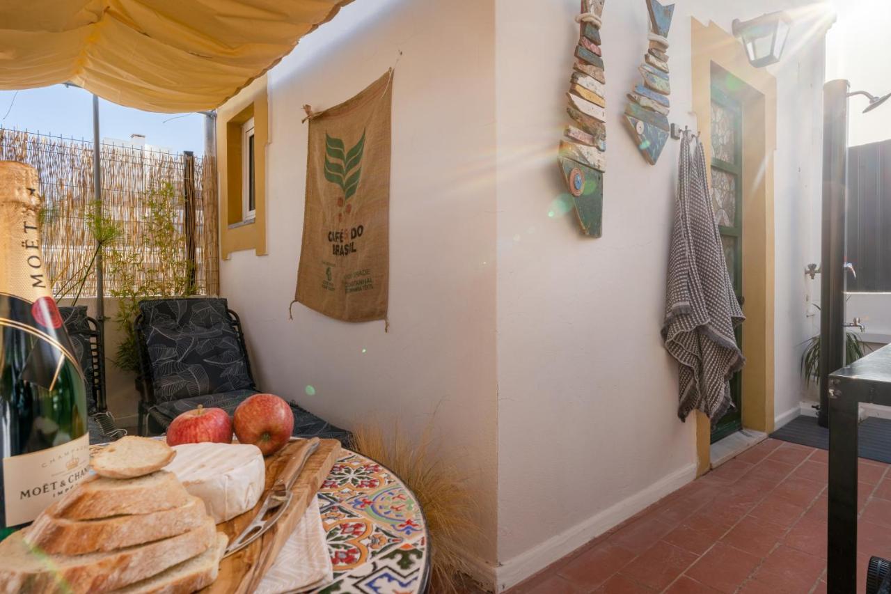 Arty Vintage Townhouse With Rooftop Shower & Sun Loungers Olhao Exterior photo