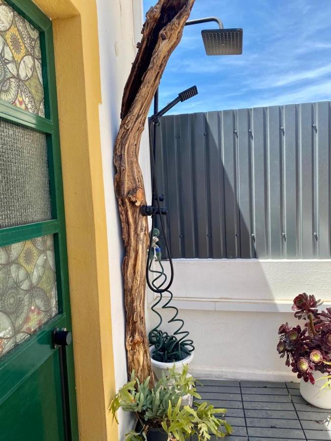 Arty Vintage Townhouse With Rooftop Shower & Sun Loungers Olhao Exterior photo